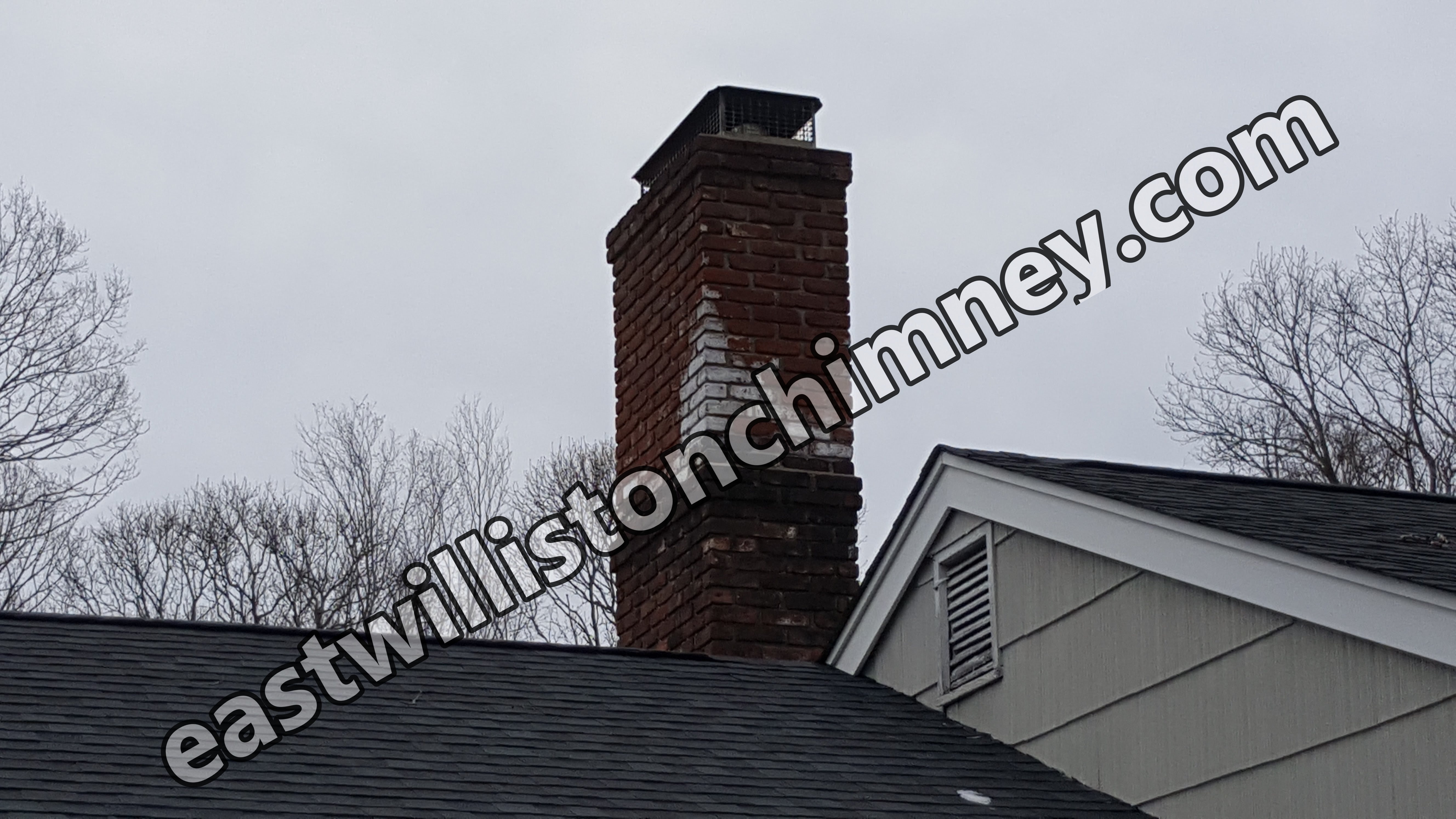 Complete creosote removal from chimney flue in East Williston, NY